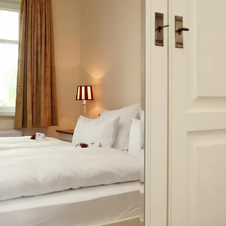 Saatmann Garni 3* Ahrenshoop